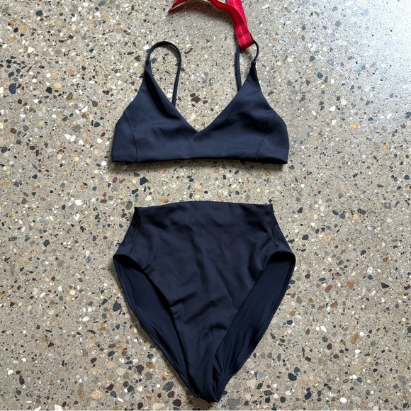 Left on Friday Bikini Set - Picture 3 of 4